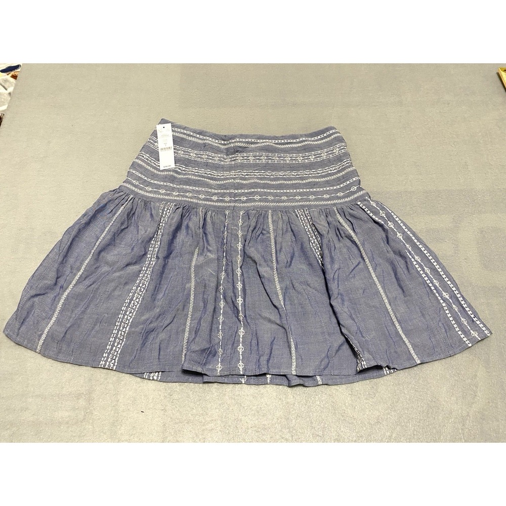 White House Black Market Women's Blue Knee Length Skirt Embroidered Size 2